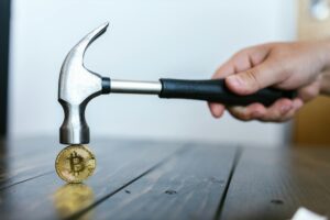 La caída de 235 mil millones de dólares en Bitcoin oculta un cambio mayor en las criptomonedas