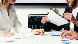 El BCE eleva los tipos de interés en 25 puntos básicos ante la incertidumbre geopolítica
