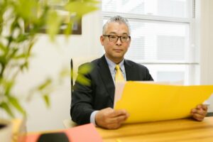 Las empresas japonesas incrementan su endeudamiento ante la presión de operaciones y salidas de capital
