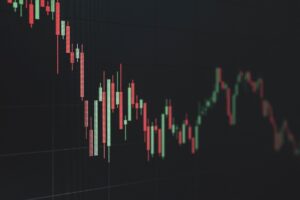 Las acciones globales alcanzan un mínimo de un mes mientras el petróleo sube por tensiones en Irán