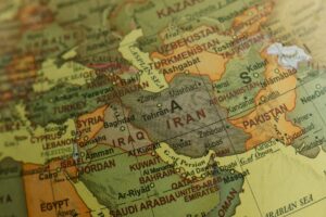 Kuwait cierra su espacio aéreo e Israel alerta sobre lanzamientos desde Líbano tras ataques de EE.UU. en Irán