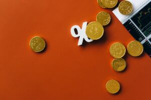 El BCE eleva los tipos de interés en 0,25 puntos tras casi tres años