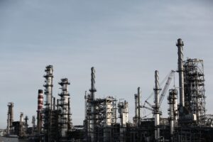 Opec+ aumenta las cuotas de producción por cuarto mes consecutivo