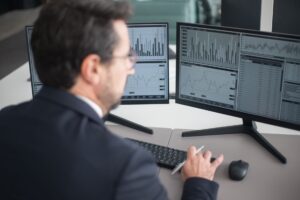 Las acciones estadounidenses se recuperan; Oracle cae por preocupaciones de gasto; precios de la OPI de SpaceX