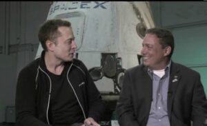 Análisis revela que la OPV de SpaceX está sobrevalorada en un 114%