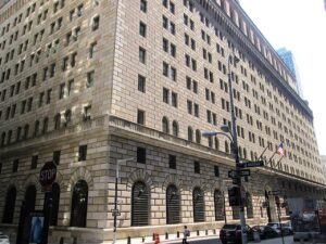 Preocupación financiera de los hogares alcanza máximo desde julio de 2022, según encuesta de la Fed de Nueva York