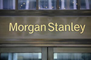 Morgan Stanley advierte sobre riesgos al alza en el GNL ante aumento de la demanda asiática