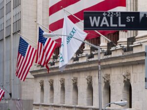 Las acciones tecnológicas de EE.UU. caen ante el aumento de la volatilidad en Wall Street